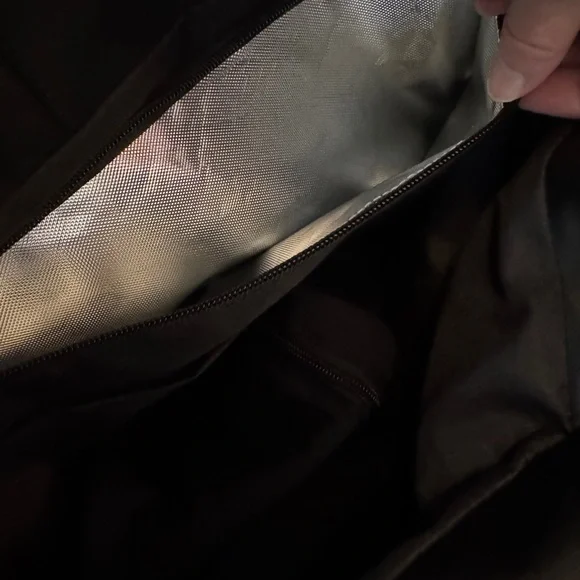 NWOT Cybex Platinum Tote Diaper Bag in Deep Black - Picture 12 of 12